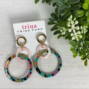 NWT Trina Turk Meet Me in Malibu Multi Tier